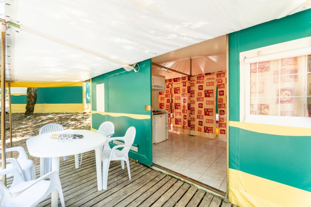 Camping Les Reflets Du Quercy 호텔 Crayssac 외부 사진