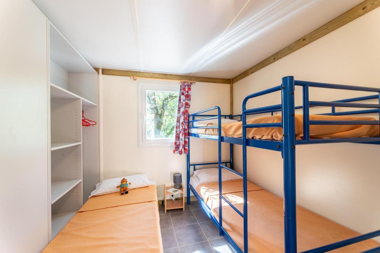 Camping Les Reflets Du Quercy 호텔 Crayssac 외부 사진